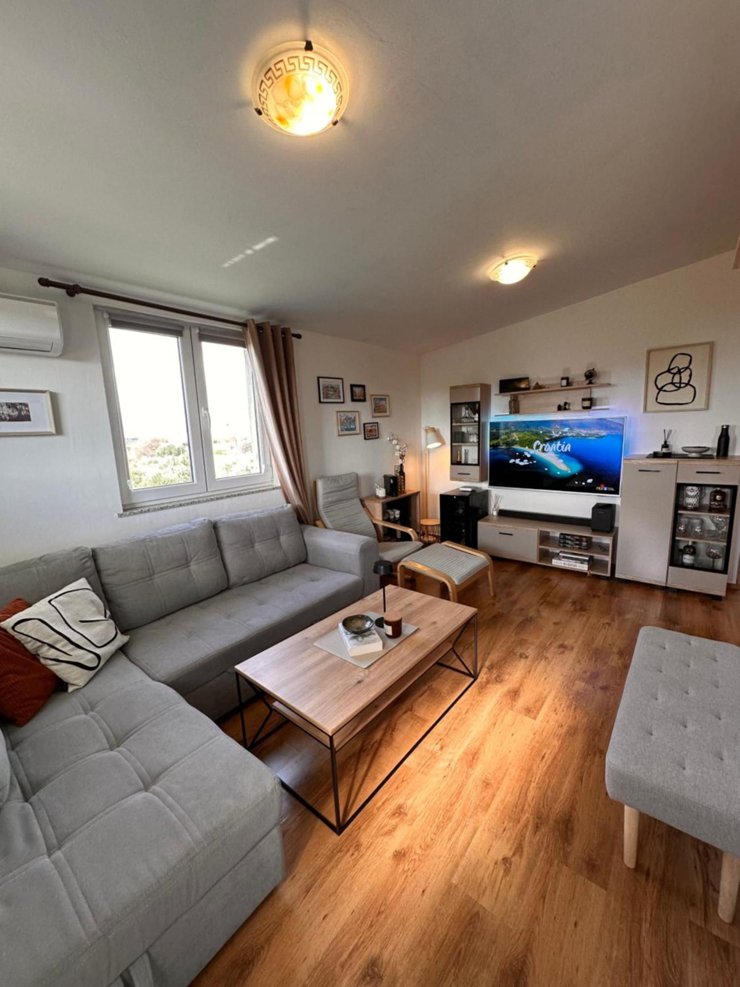 Apartments Roko Pridraga Екстер'єр фото