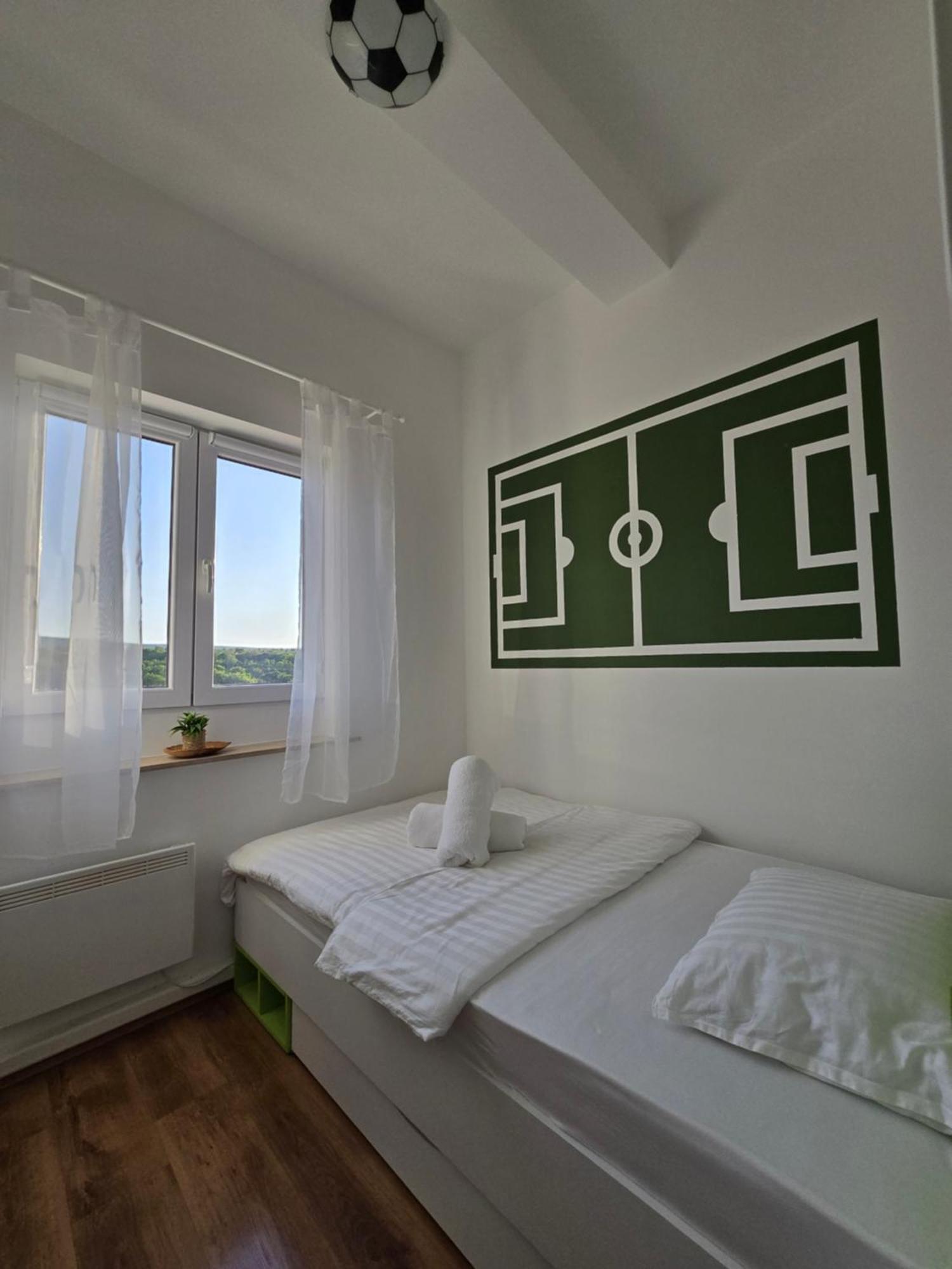 Apartments Roko Pridraga Екстер'єр фото